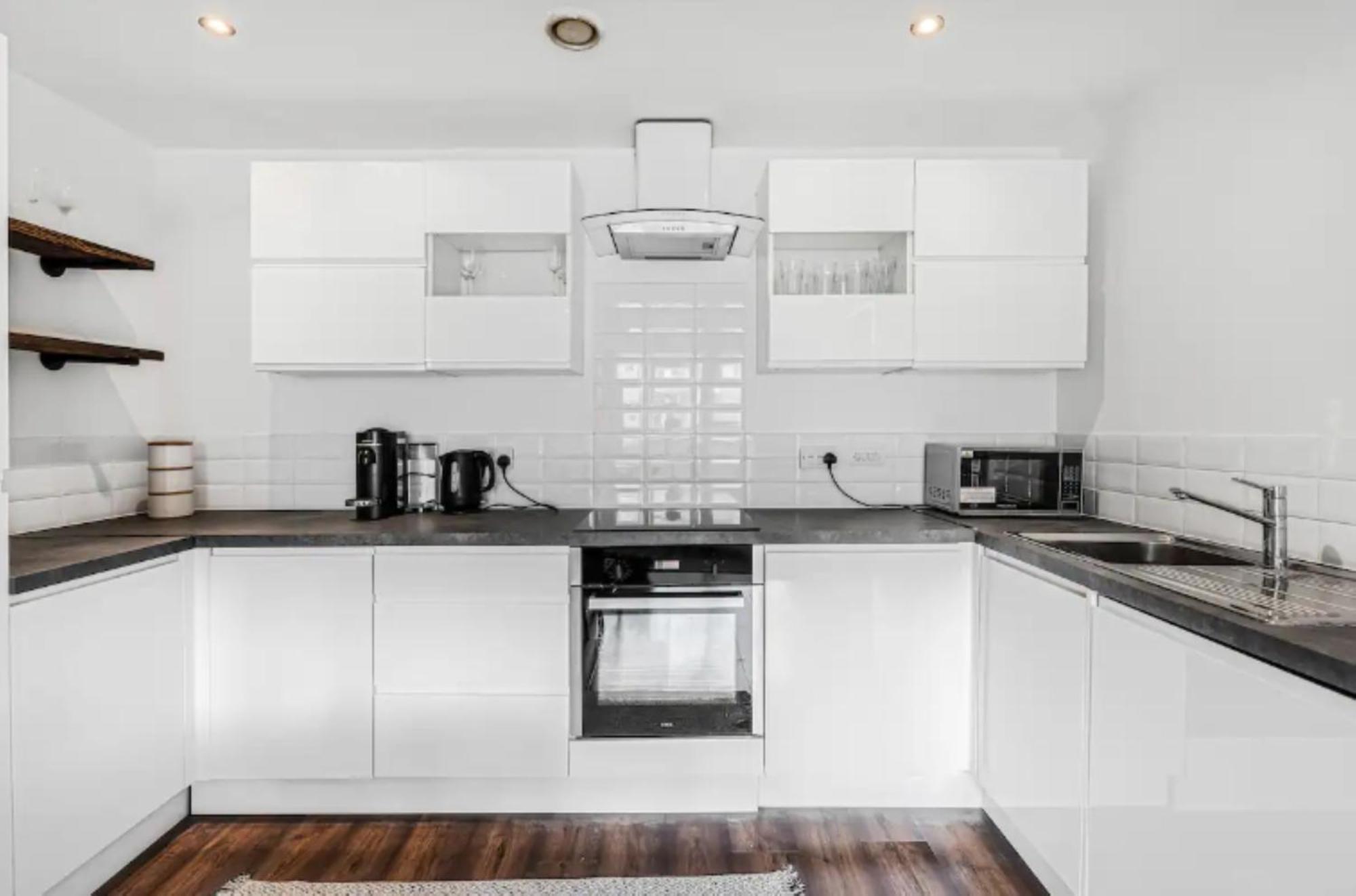 ברמינגהאם Oriental Suite 2 Bed 2 Bath Netflix And Free Parking, Games- Maihom מראה חיצוני תמונה