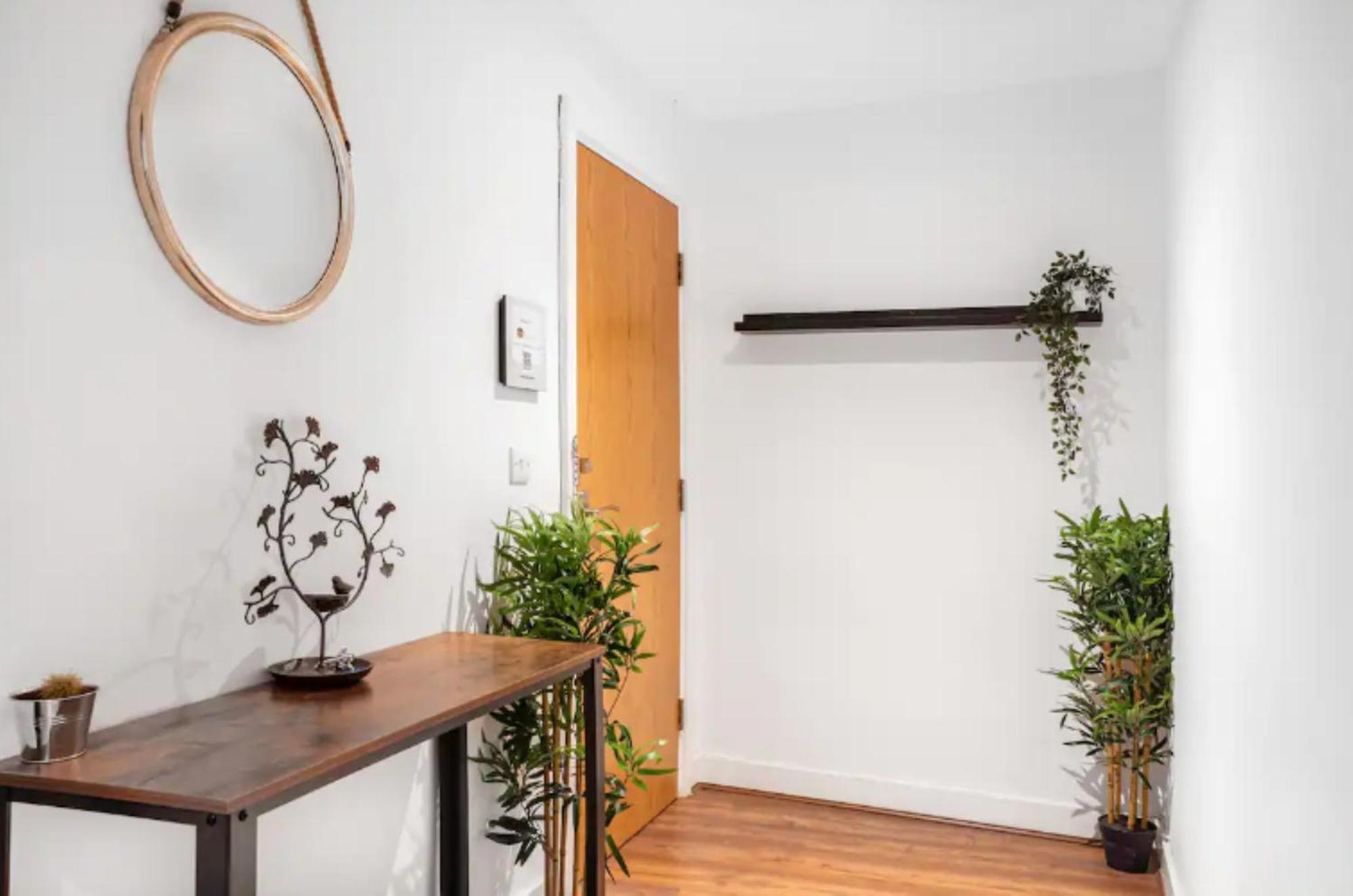 ברמינגהאם Oriental Suite 2 Bed 2 Bath Netflix And Free Parking, Games- Maihom מראה חיצוני תמונה